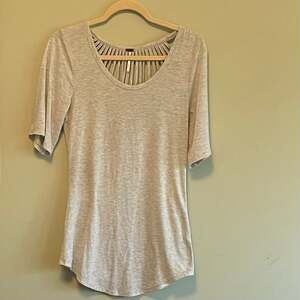 Women's Heather Gray Strappy Back Cut Out Top StreetWear Sz. M